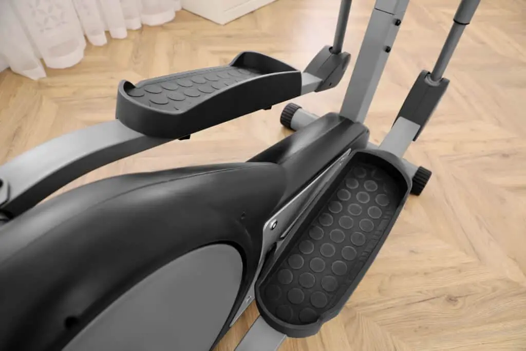 Image of the pedals of an elliptical trainer