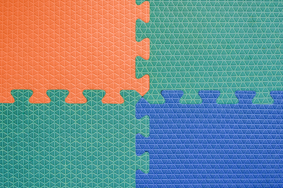 Interlocking foam gym tiles.